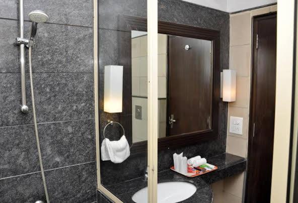 corporate house - Housity