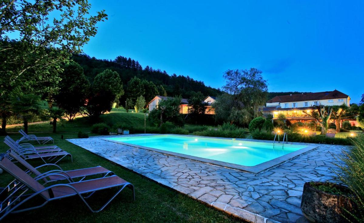 Piscine de l'établissement Les Glycines - Hôtel & Spa - Teritoria ou située à proximité