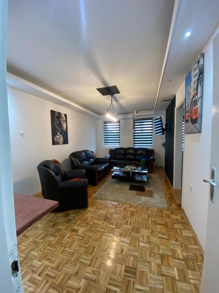 Checkmate 2 - Housity