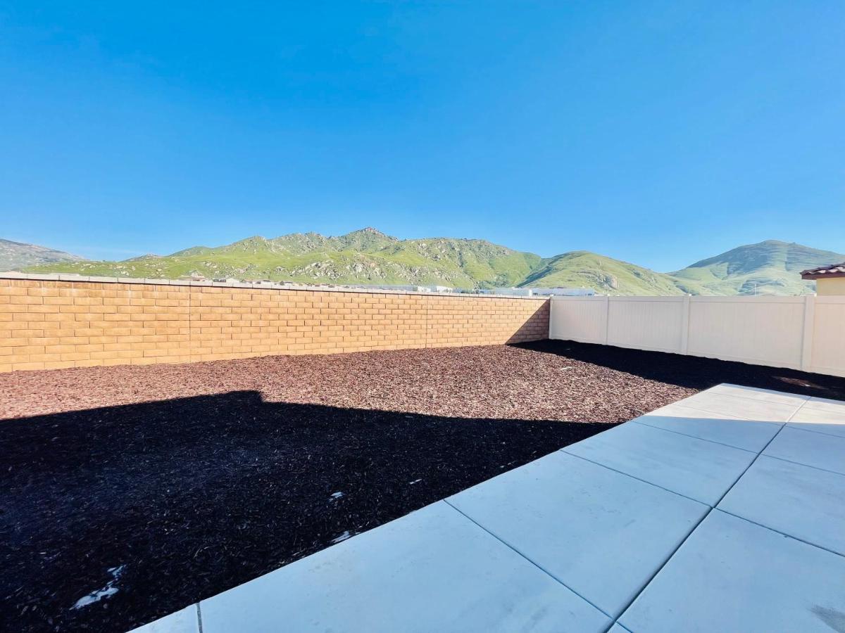 Beautiful family house 6Beds3Baths 7 min to UC R - Housity