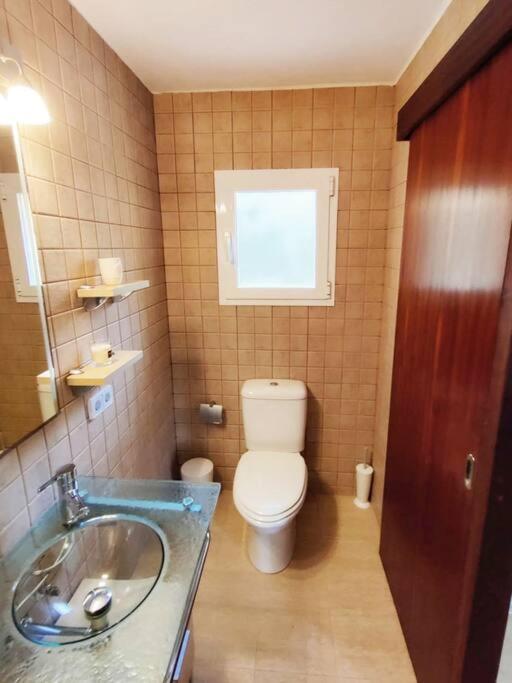 Bonita Casa con piscina privada y amplio jardin - Housity