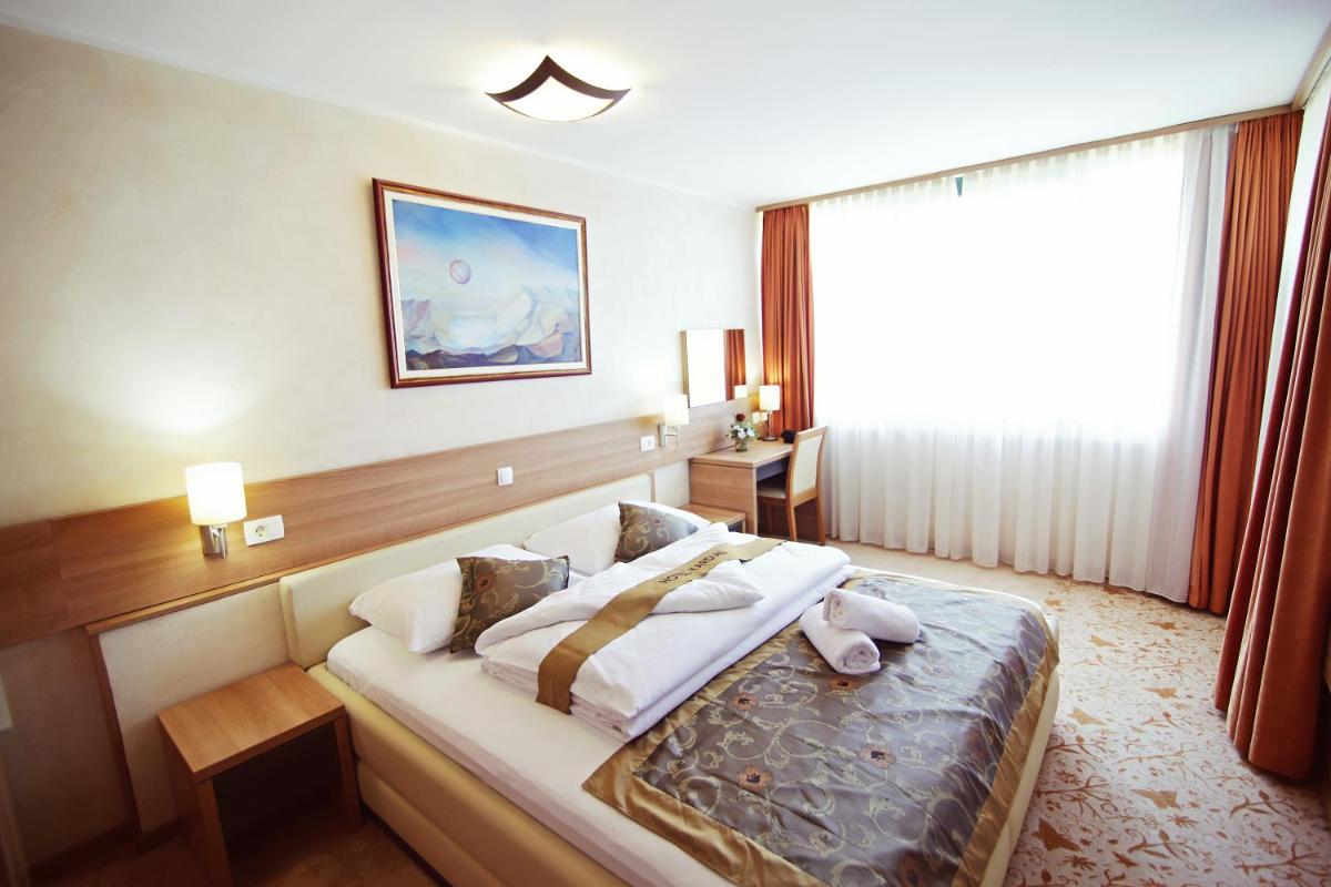 Hotel Kardial - Housity