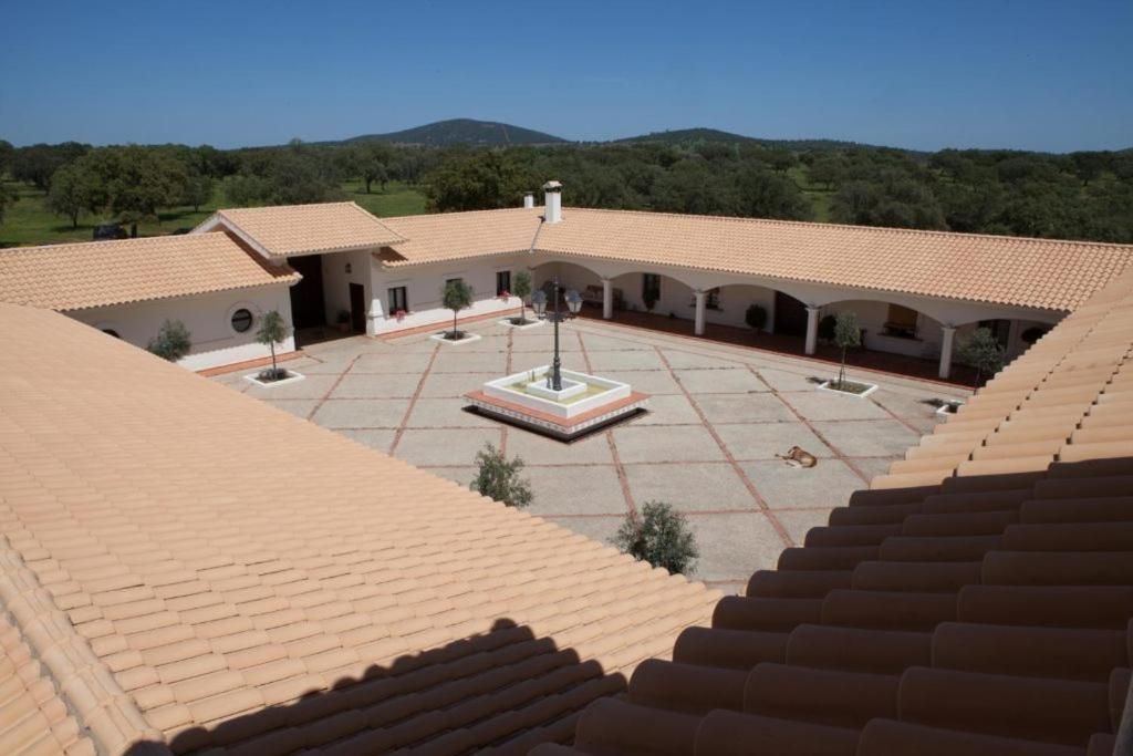 Cortijo Los Lomillos - La Encina - Housity