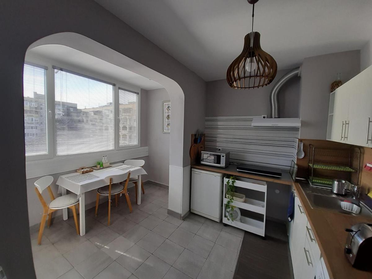 Suitetrails - Lefterov's Guests Suite