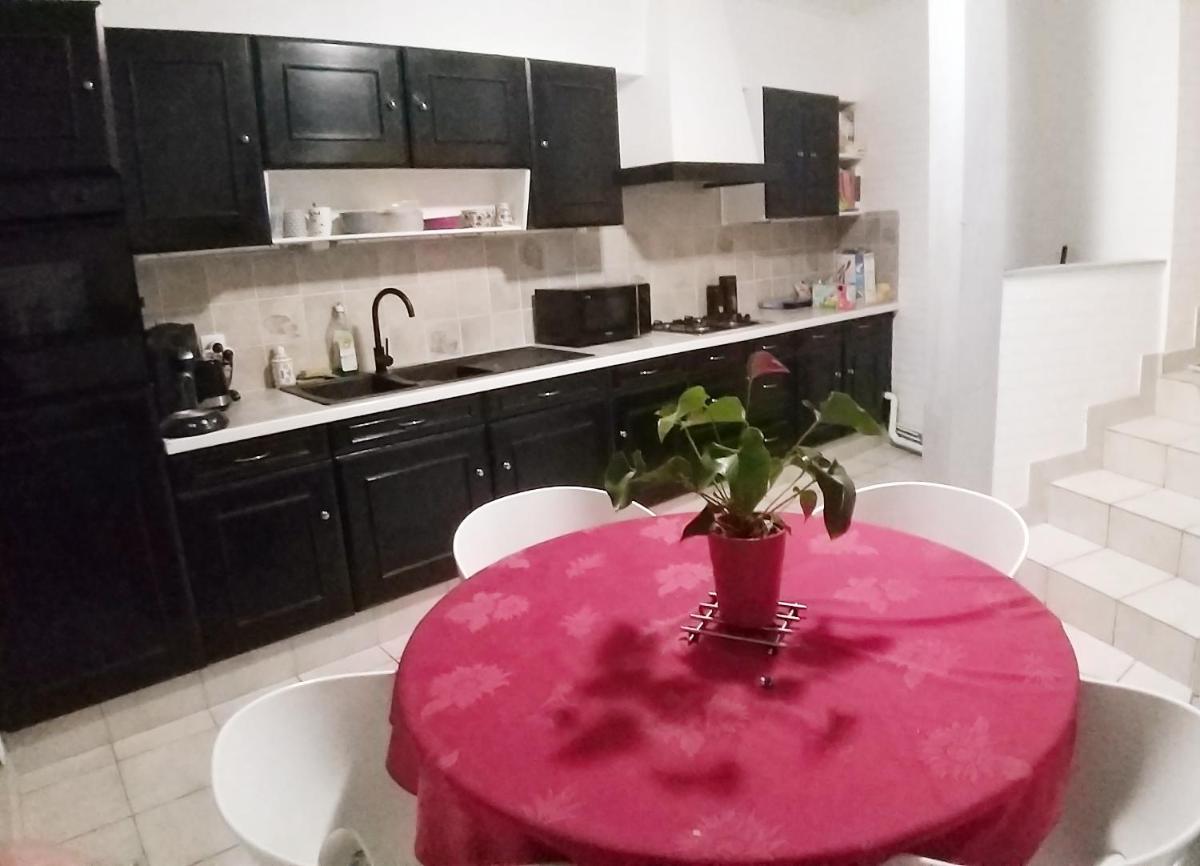 Maison Spacieuse proche centre ville - Housity