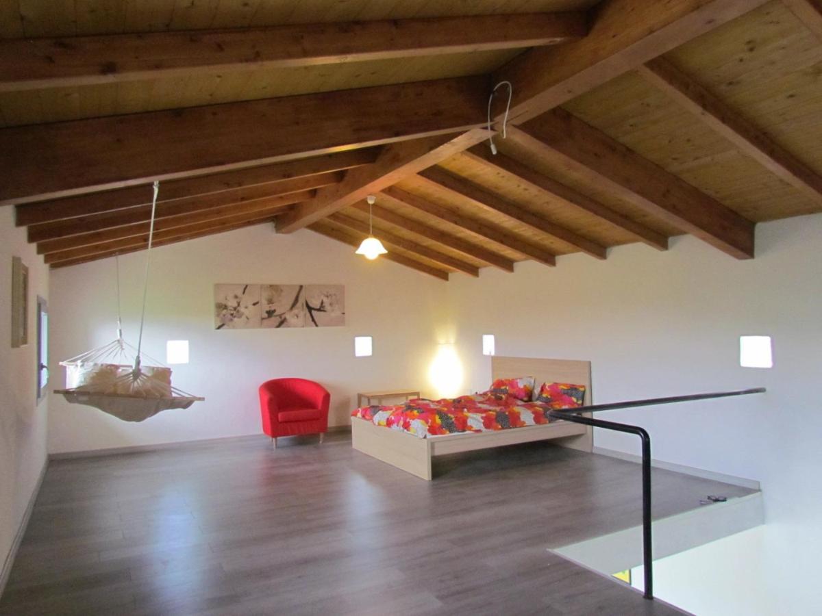 Stone Cottage - Housity