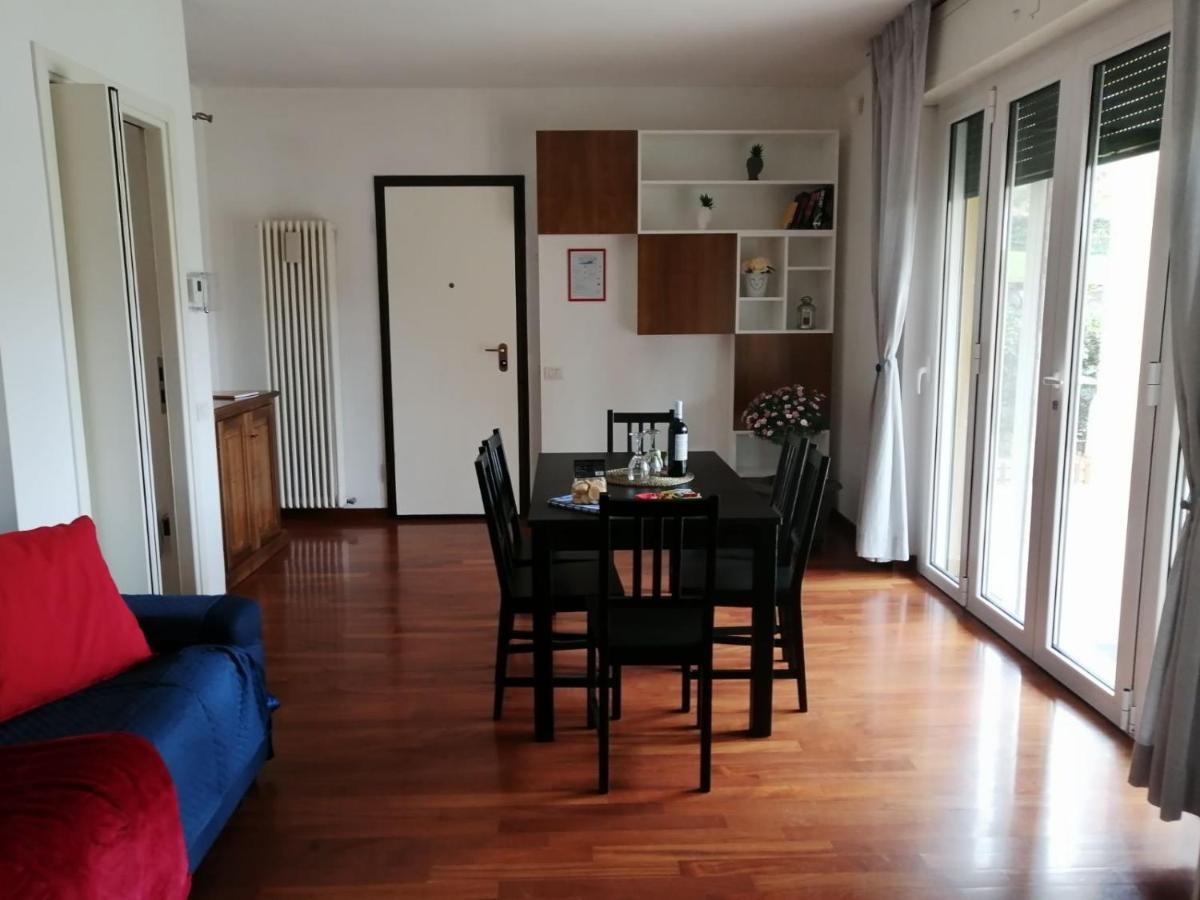 A Due Passi dal Lago - Housity