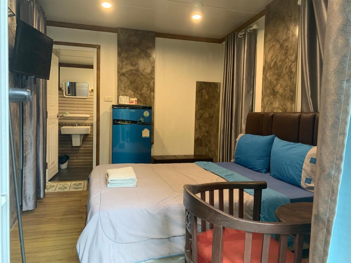 Rayonghouse Resort - Housity