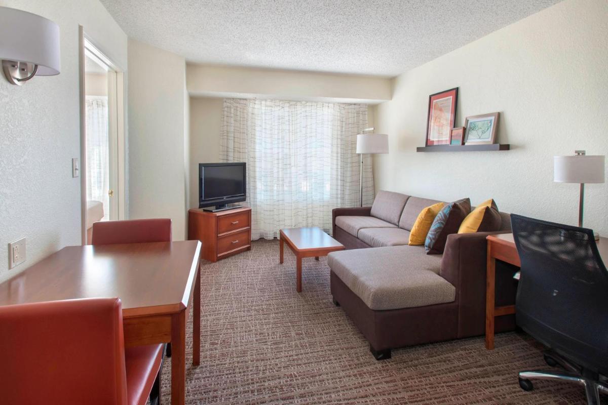 Residence Inn Long Island Hauppauge/Islandia - Housity