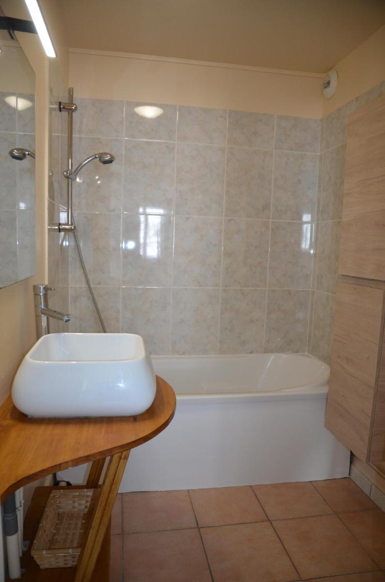 Le Repaire du Loup blanc - Housity