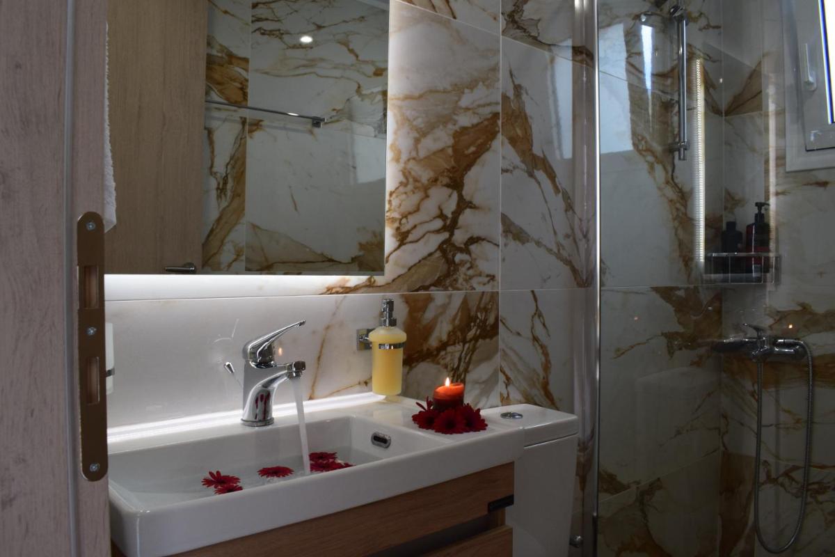 Studio Holiday Kalamata 2 - Housity
