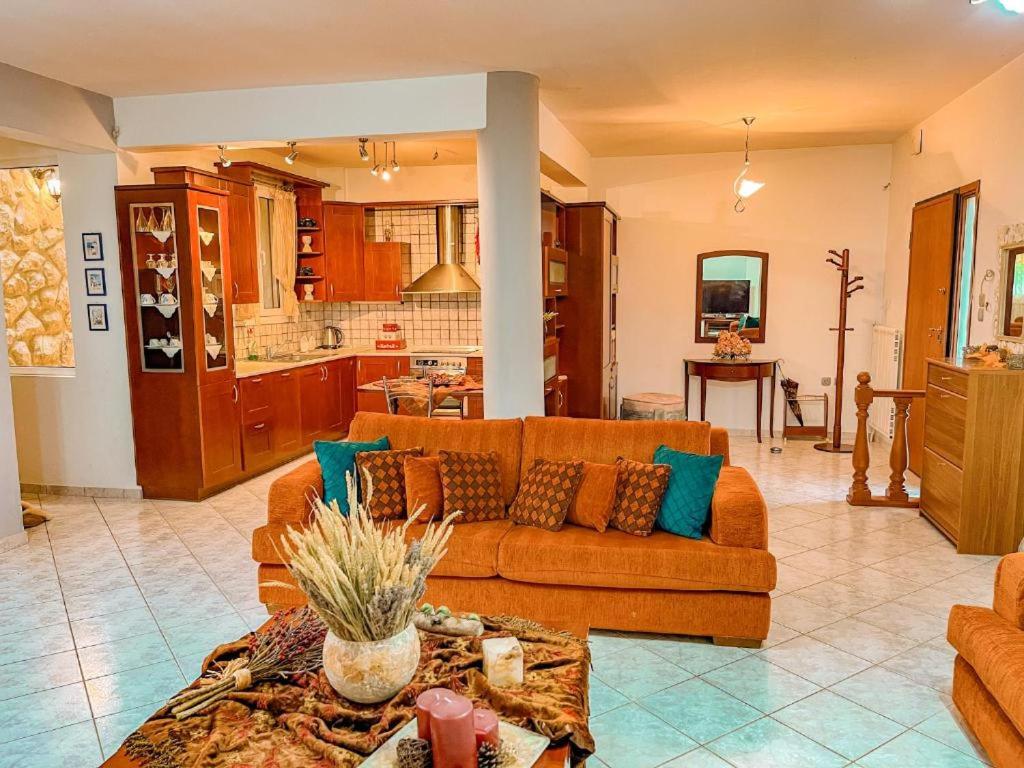 Dream Villa - Housity