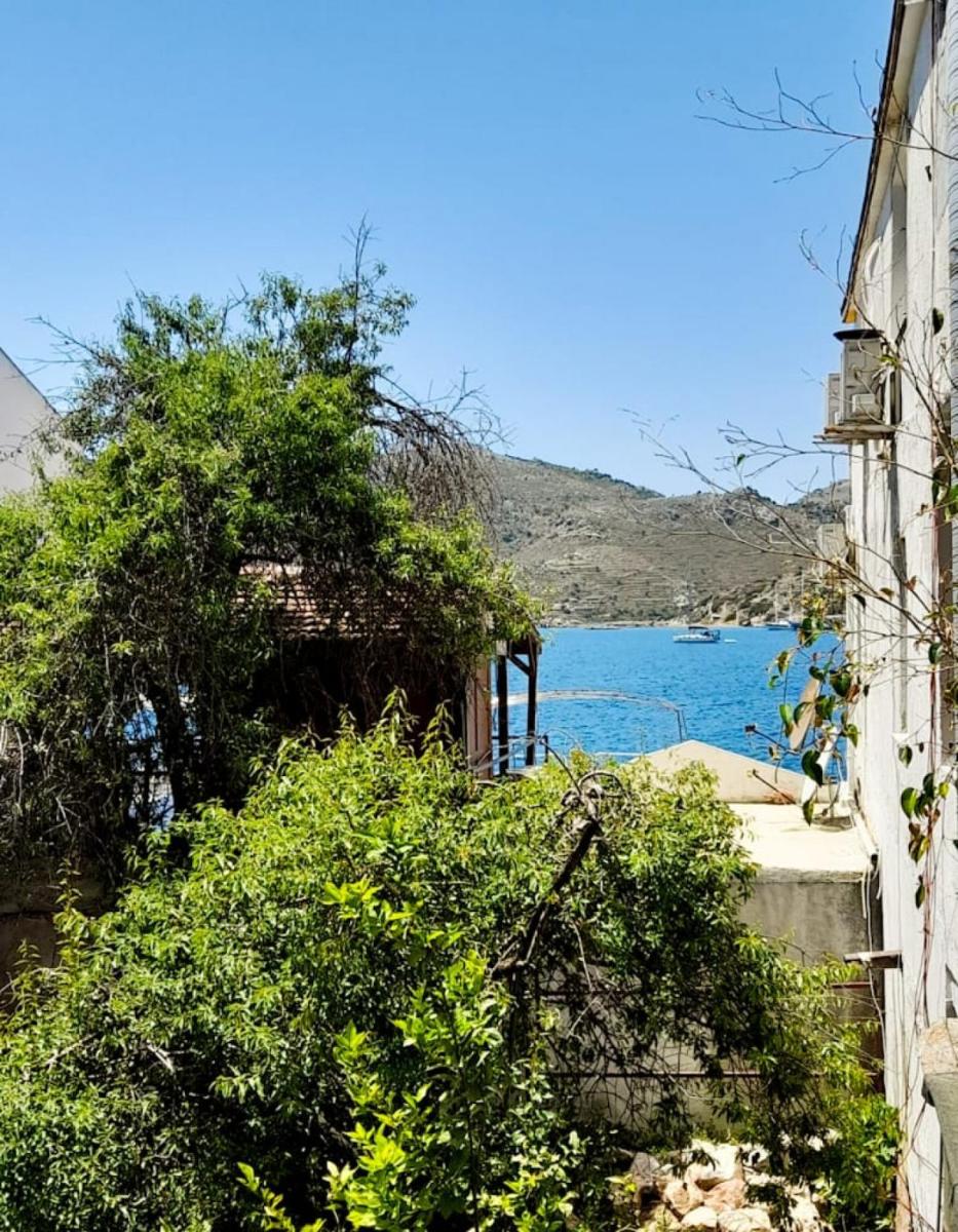 Flat with Balcony near Beach in Bozburun - Housity