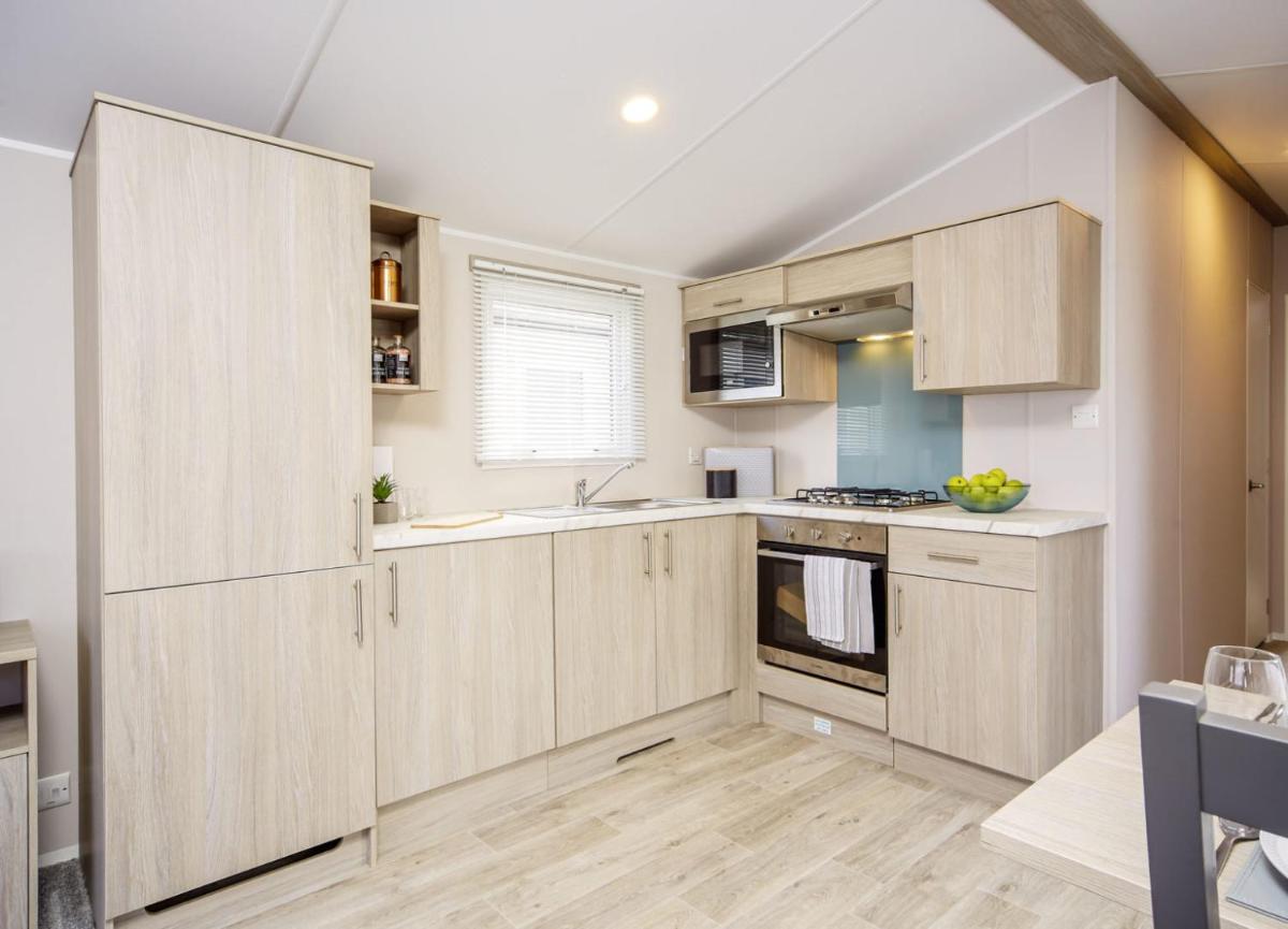 Llanrhidian Holiday Park - Housity