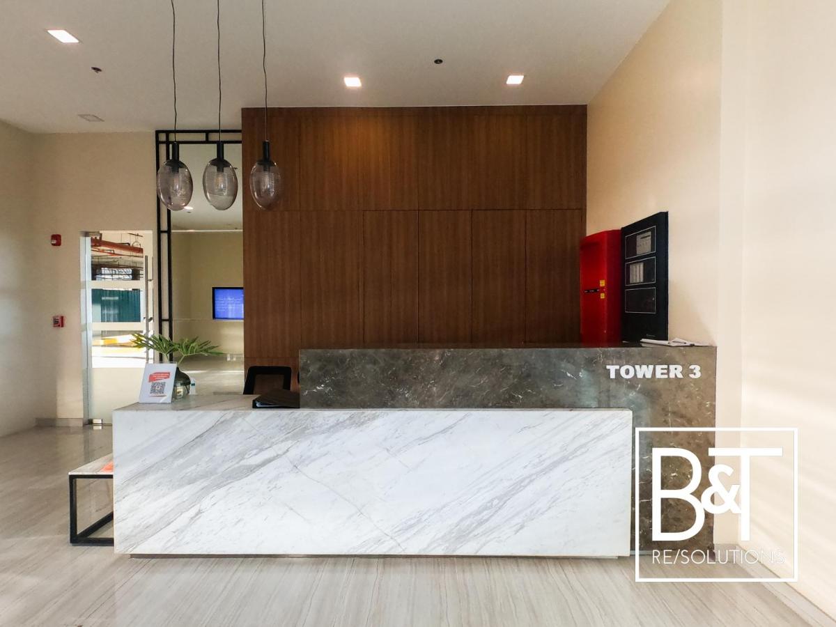 Spacious Condo Unit @ Avida Towers Atria w/ Wi-fi & free pool access - Housity