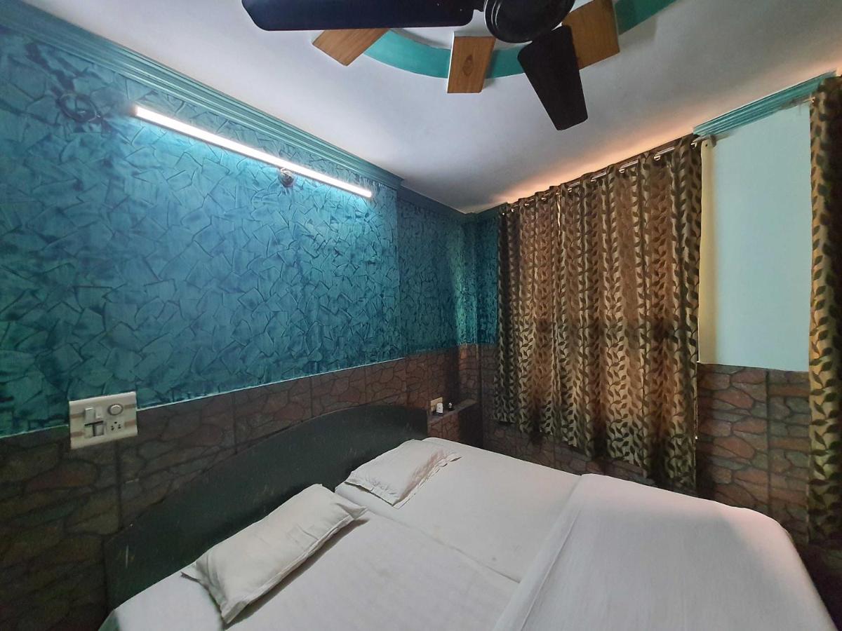Hotel O Grand - Housity