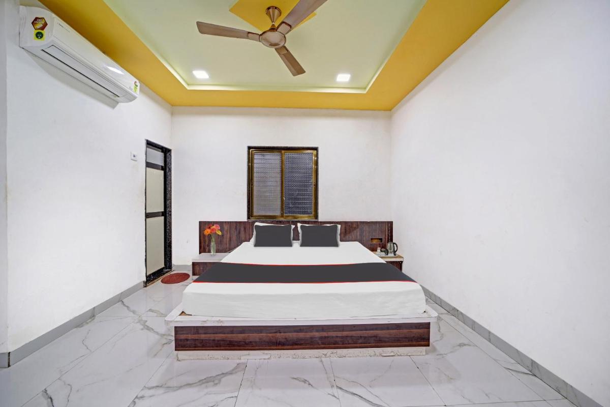 Collection O Hotel Sai Laxmi Garden - Housity