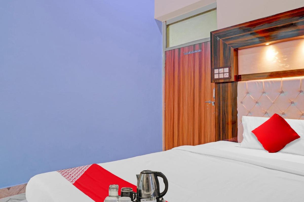 OYO Jsb Palace - Housity