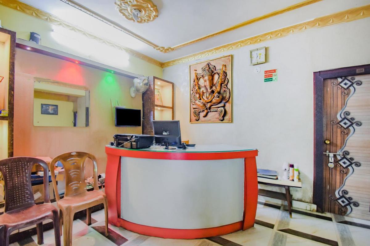 OYO A B Guest House Near Netaji Subhash Chandra Bose International Airport - Housity