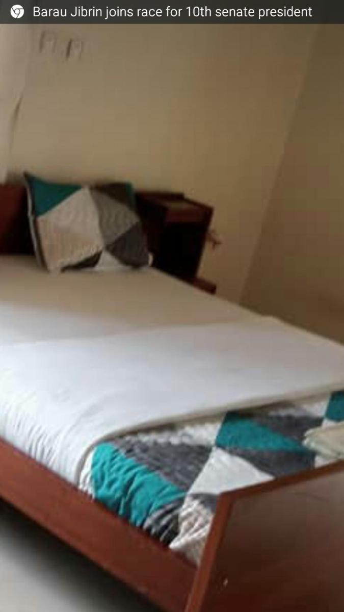 EmmysRoomies Suites - Housity