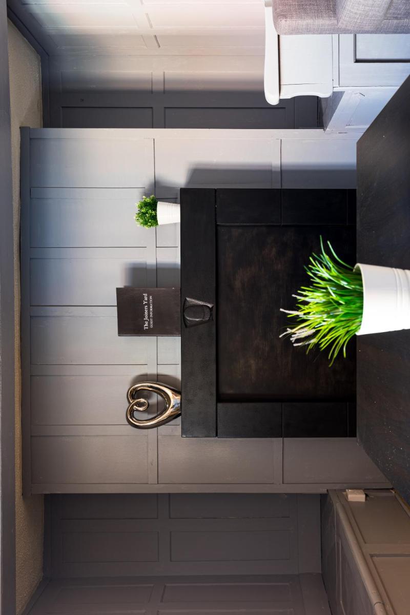 The Old Woodyard at Syston - Housity