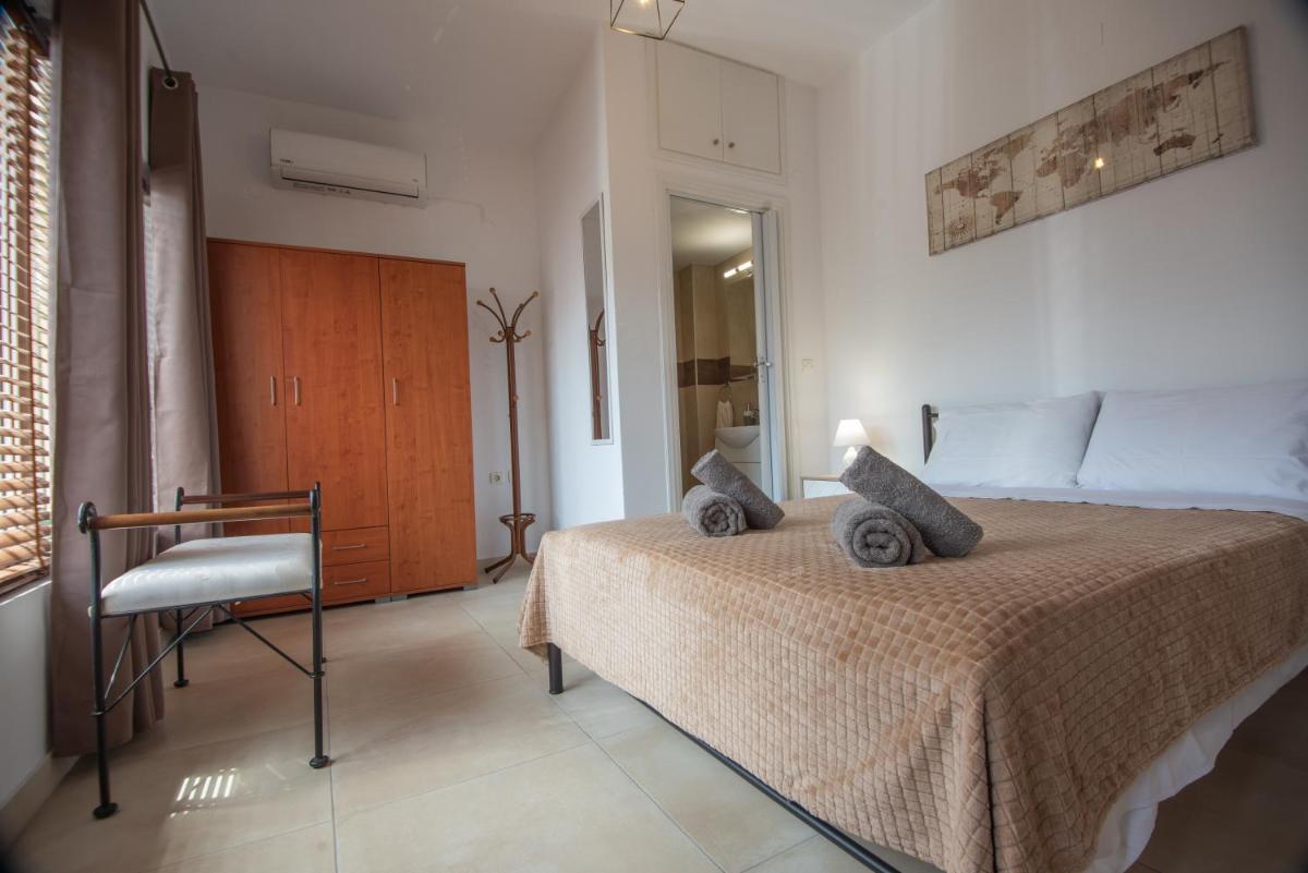 Elounda Square Home - Housity