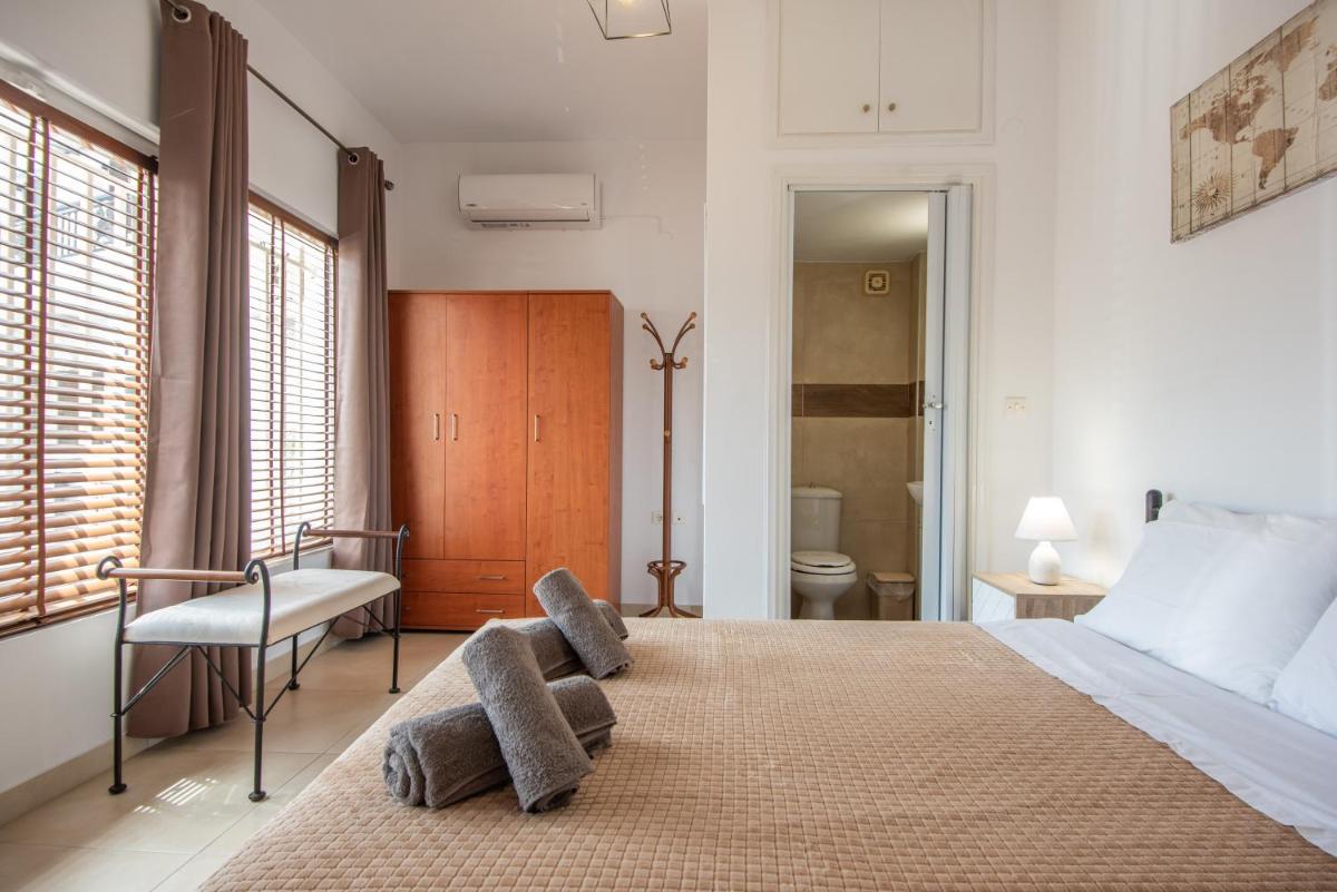 Elounda Square Home - Housity
