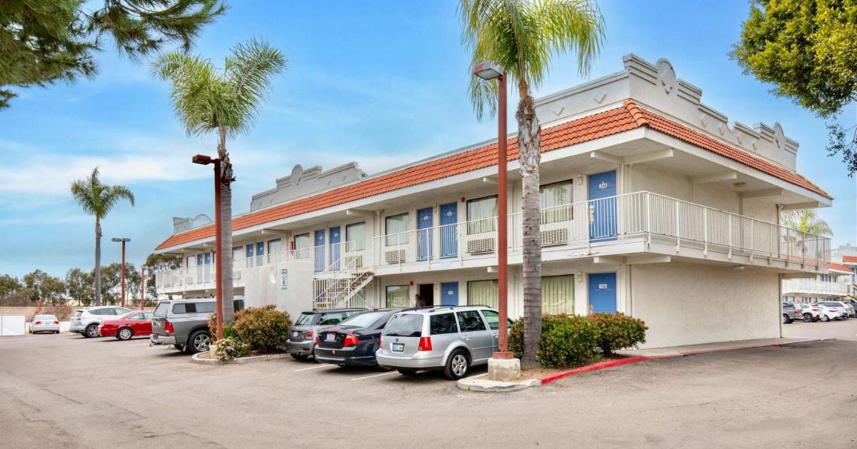 Motel 6-Carlsbad, CA - East Near LEGOLAND - Housity