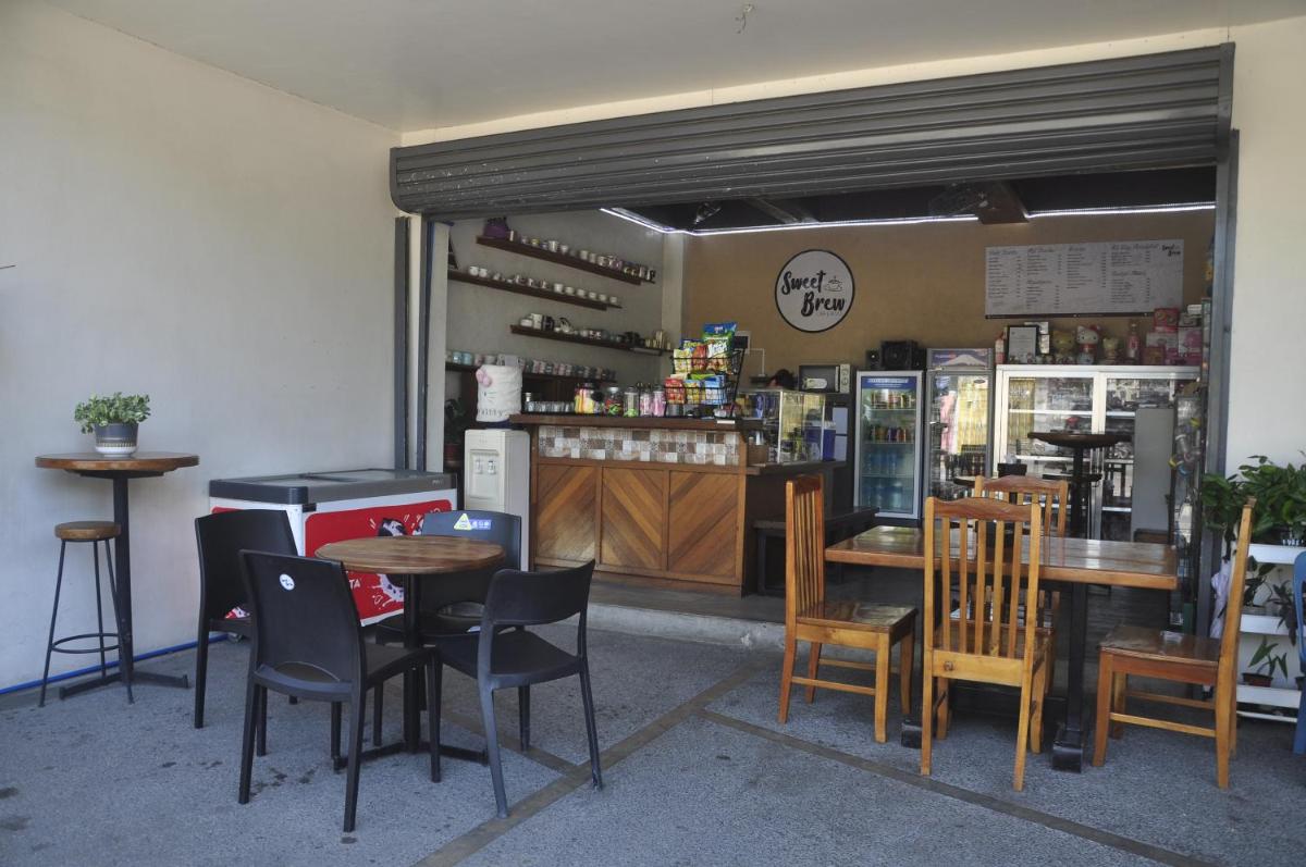 A&E Apartelle - Housity
