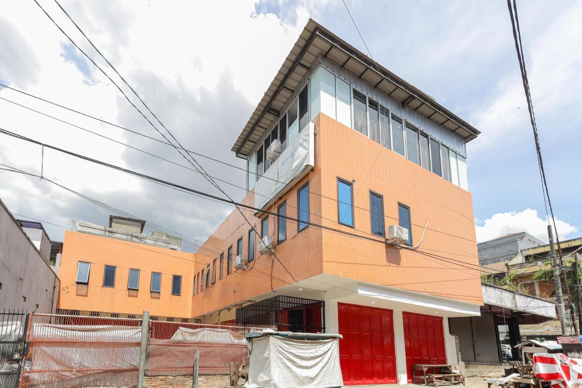 RedDoorz near Pasar Lama Serang - Hizvo