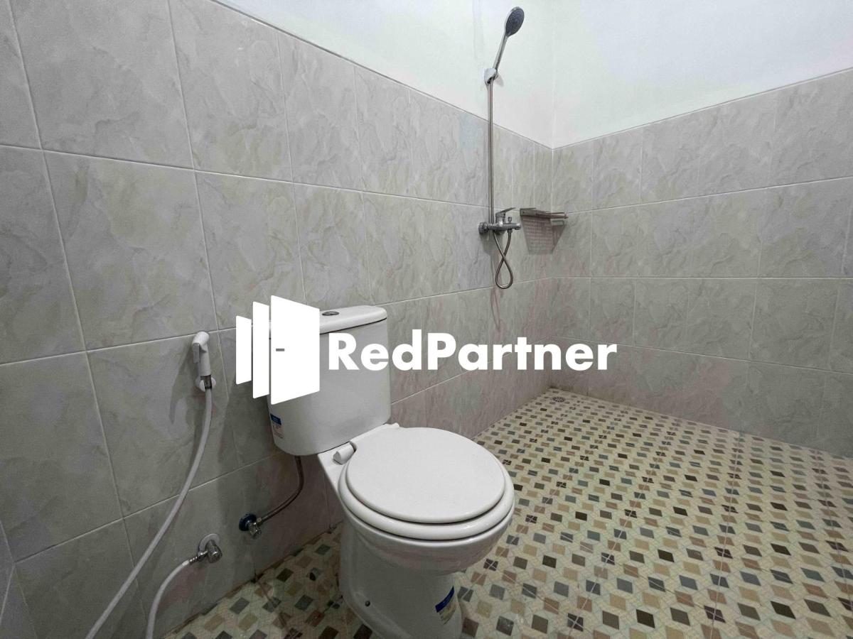 Hotel Pusponjolo Syariah Semarang Mitra RedDoorz - Housity