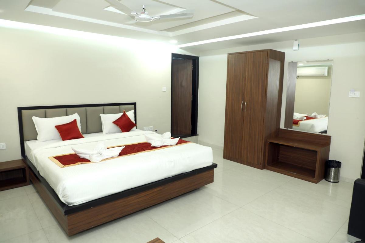 VOV Hotels Vijayapura - Housity