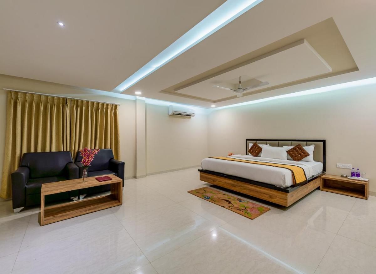 VOV Hotels Vijayapura - Housity