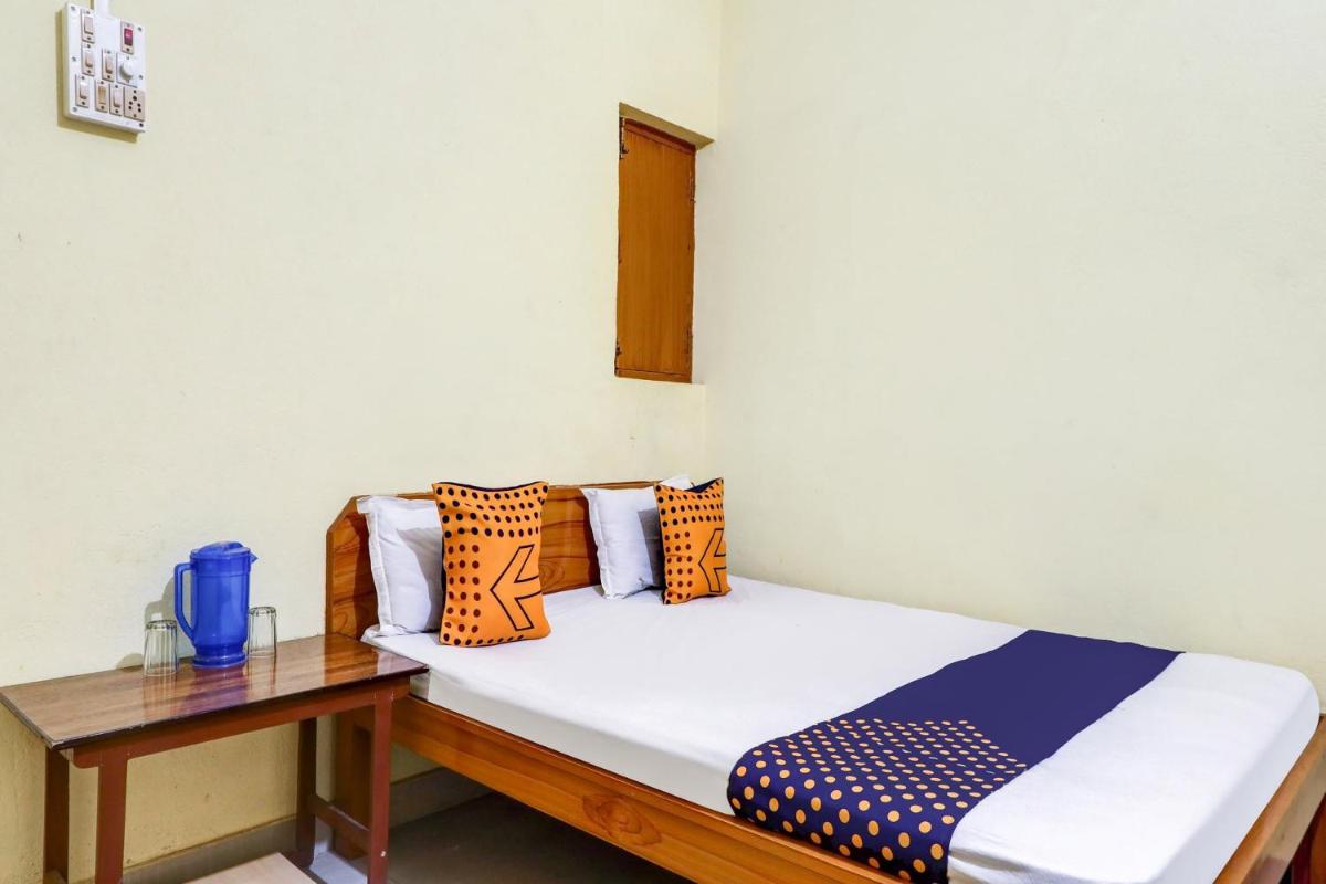 OYO Shivaye Rest House - Housity