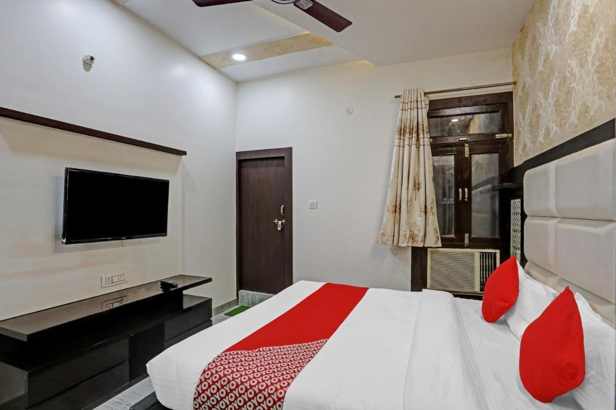 OYO 84370 Hotel Jp Inn - Housity