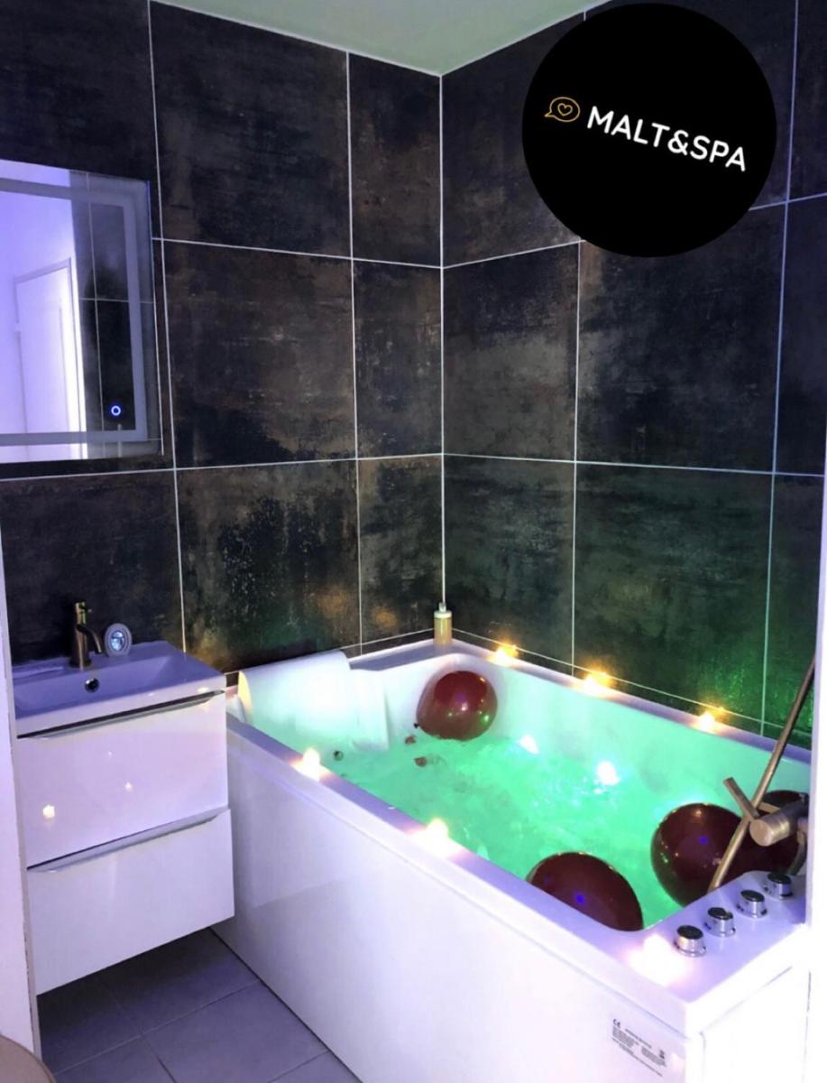 Love room Malt&SPA jacuzzi privatif - Housity