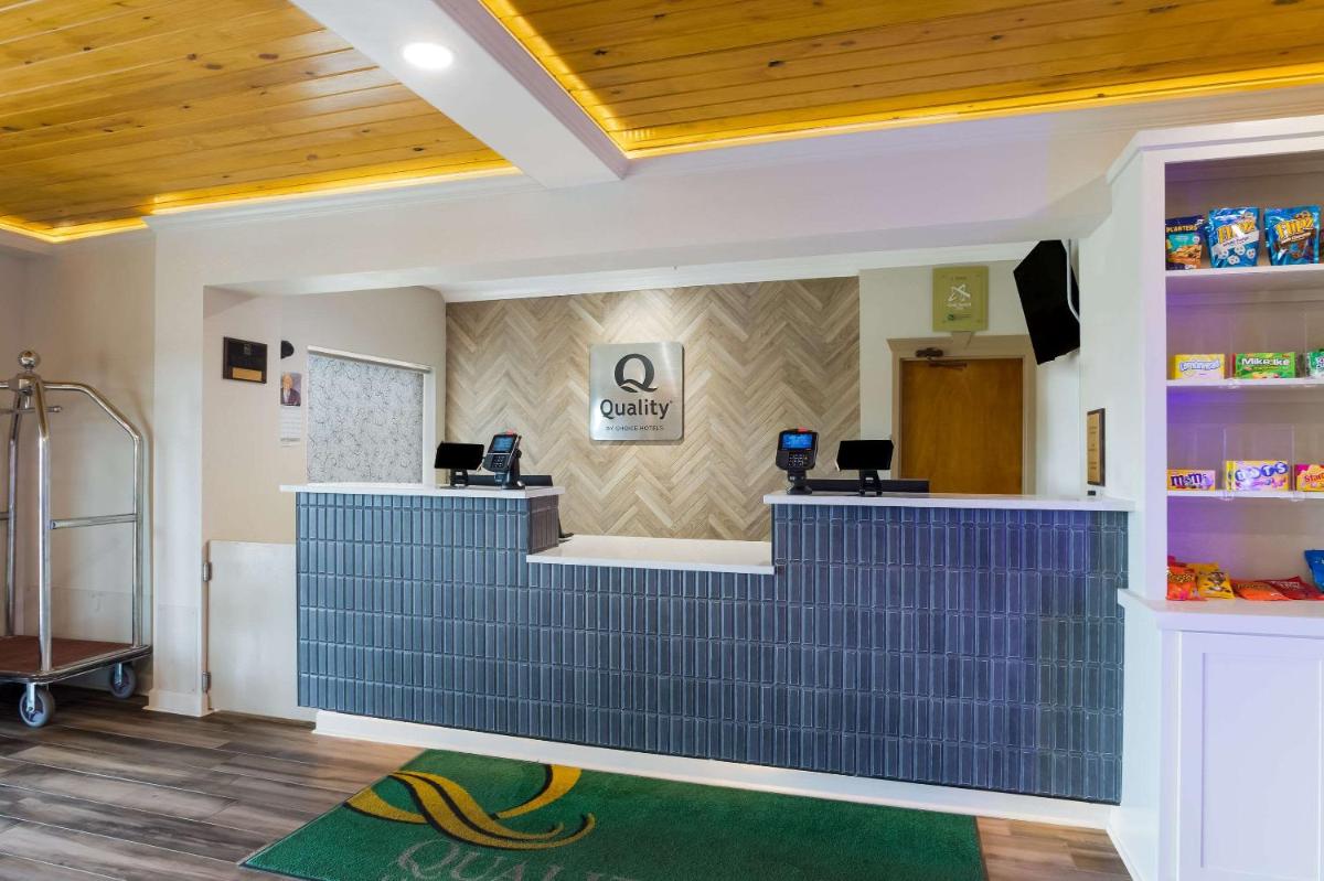 Quality Inn & Suites Pearl-Jackson - Housity