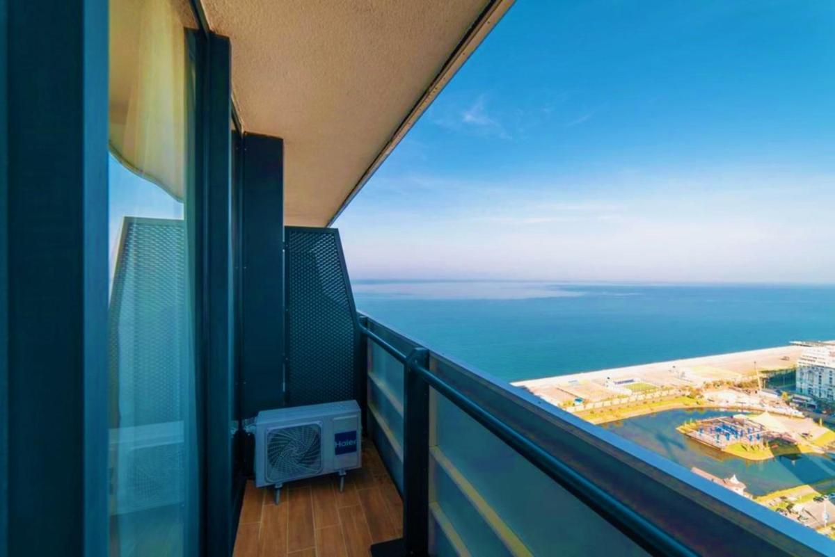 Sea View Aparthotel In Orbi City Batumi - Housity