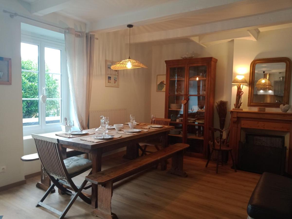 DOMAINE DES TISSEYS vue sur le Mont St Michel - Housity