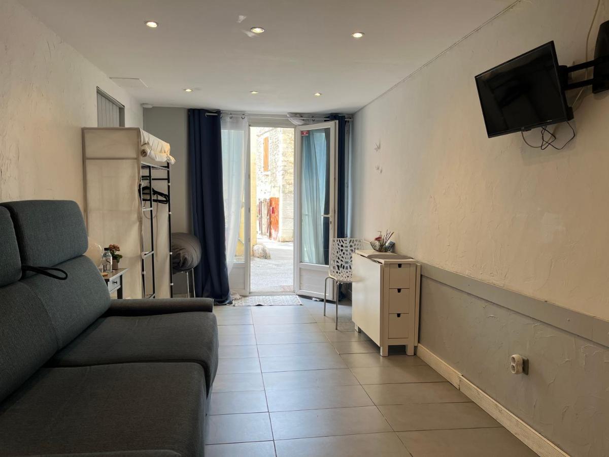 LE STUDIO - La Roquebrussanne - Housity