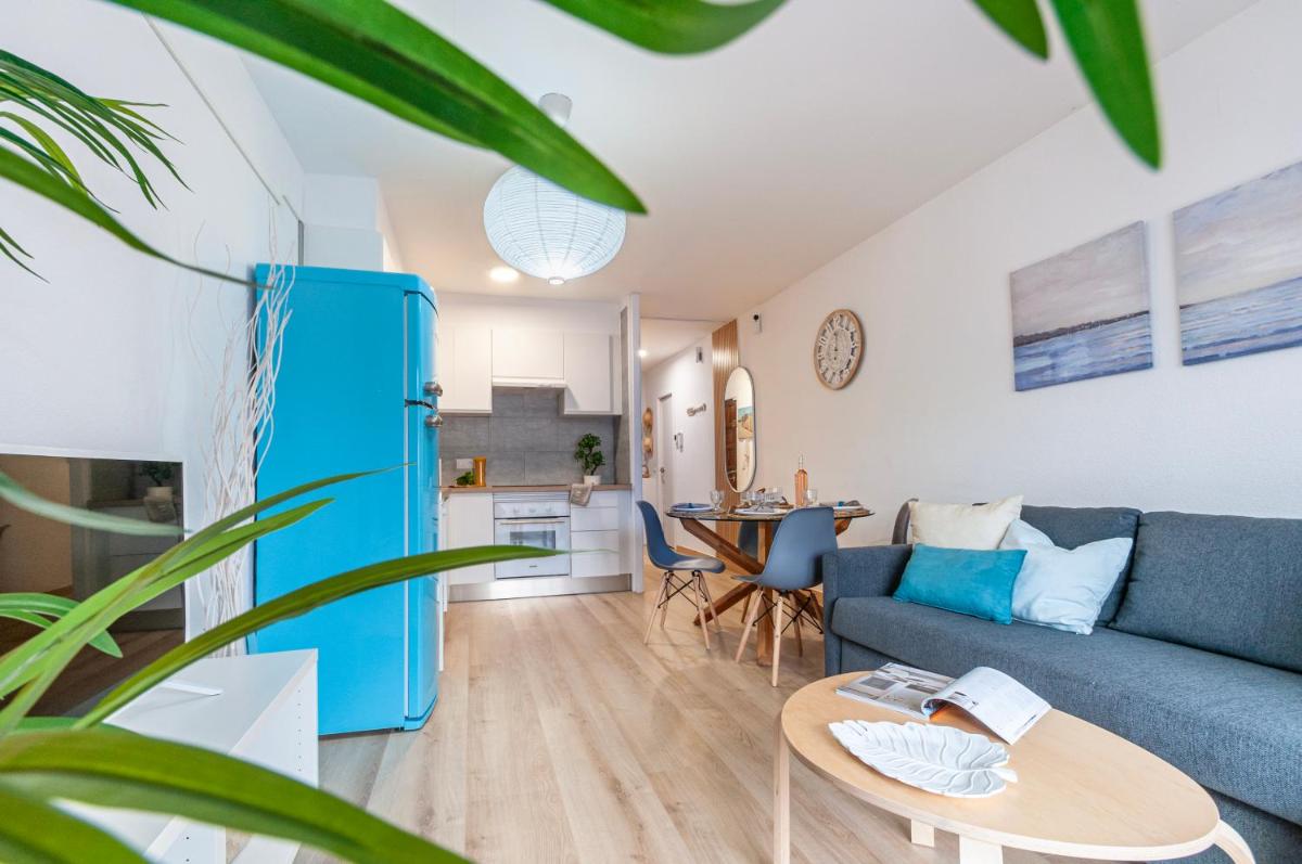 Apartamento con terraza y vistas al canal by InsideHome - Housity