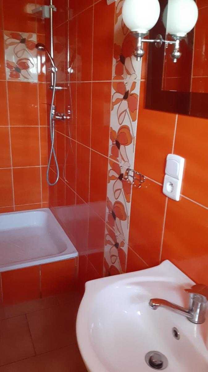 Świętokrzyski Zakątek Porąbki 111a 26-004 Bieliny - Housity