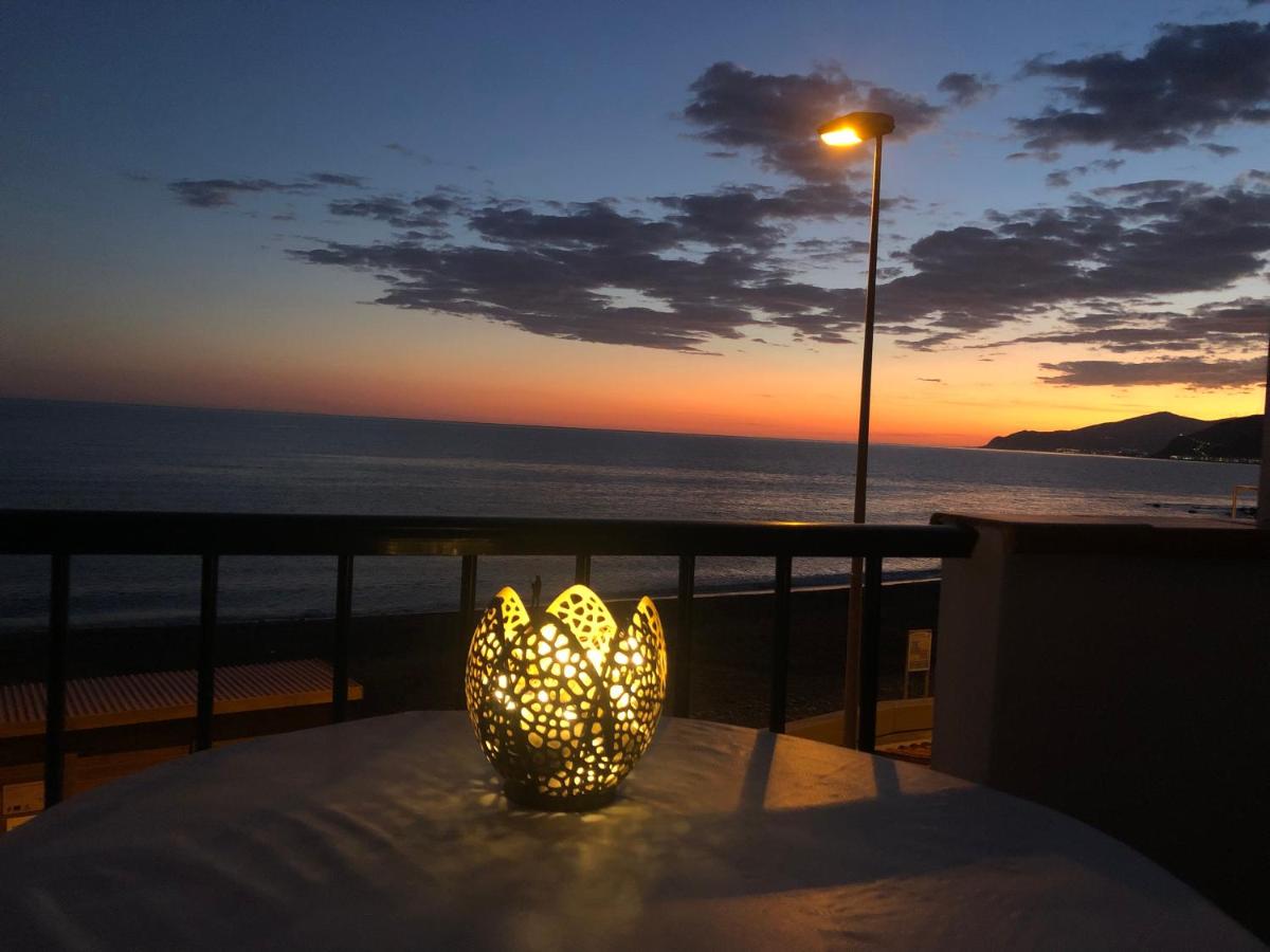 Apartamento junto al mar en costa tropical y Alpujarras granadinas - Housity