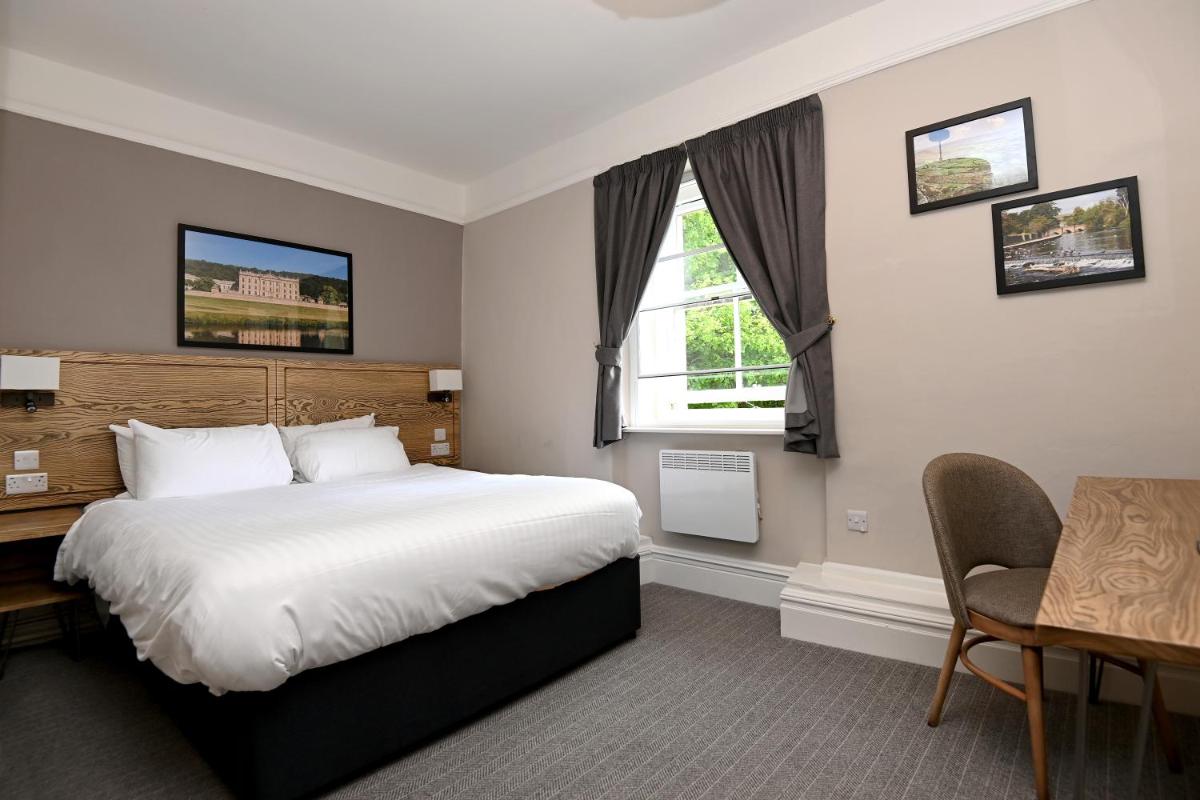 Wheatsheaf, Baslow by Marston's Inns - Housity