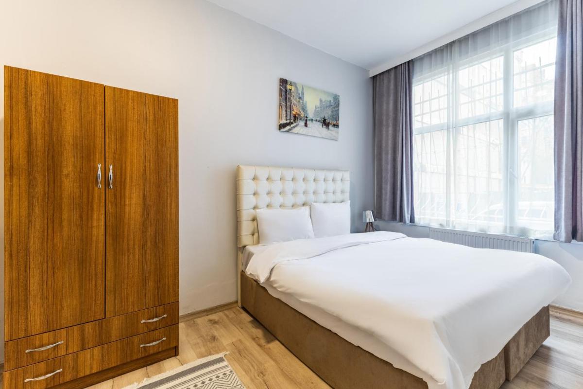 Lovely Flat near Shore and Trendy Spots in Kadikoy - Housity