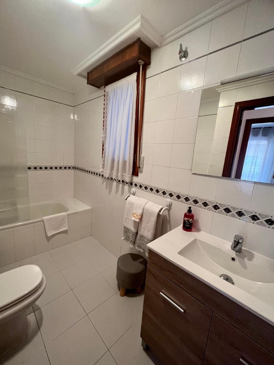 Piso céntrico a 10 min de la playa con garaje incluido - Housity