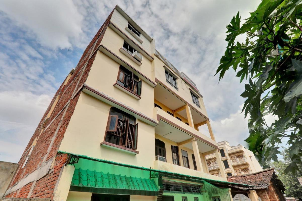 Flagship Hotel Shree Kashi Inn - Housity