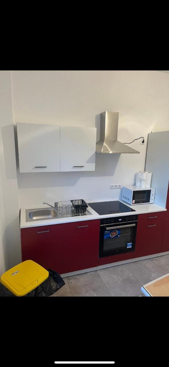 4 Zimmer Bruchsal City Monteurzimmer Küche/Bad - Housity