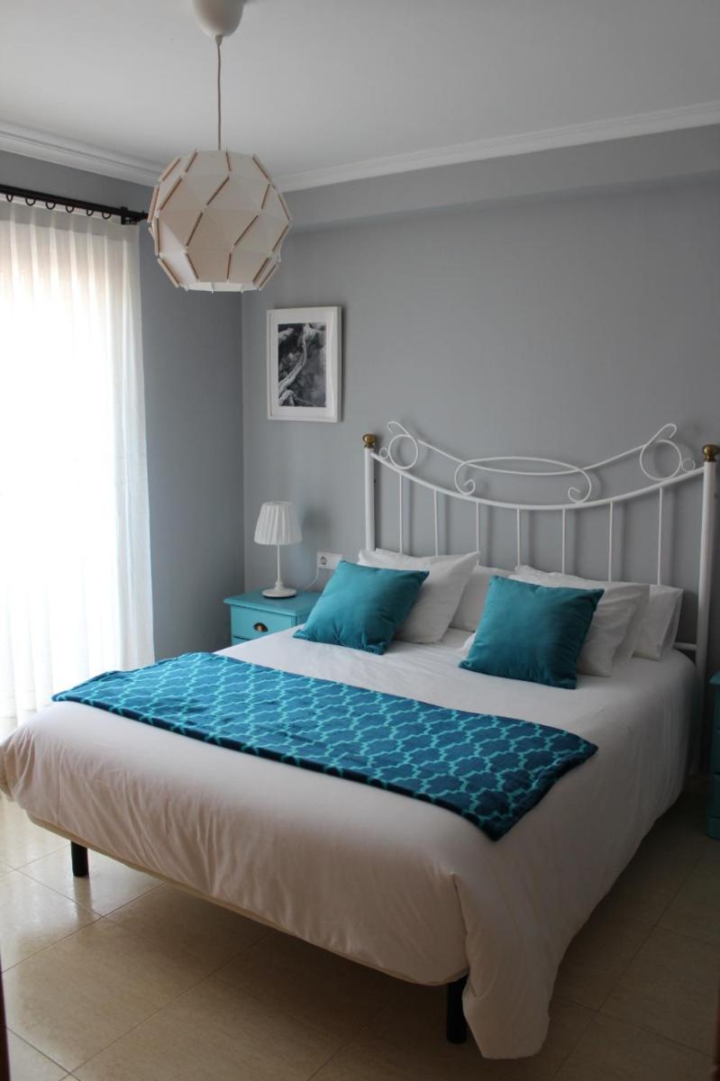 Apto. con gran terraza y acceso directo a piscina. - Housity