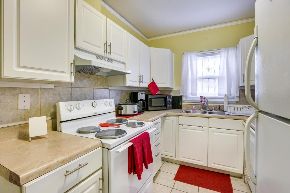 Cozy Tuskegee Home - 20 Mi to Auburn University! - Housity